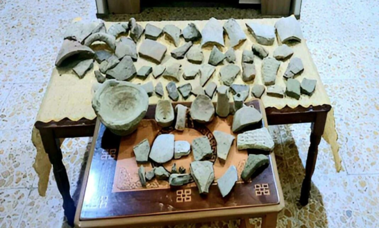 وزارة الخارجية العراقية تسلِّم وزارة الثقافة 181 قطعة أثرية نادرة مستردة