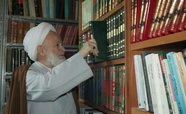 وفاة آية الله الشيخ عباس محفوظي، أحد أعلام حوزة قم