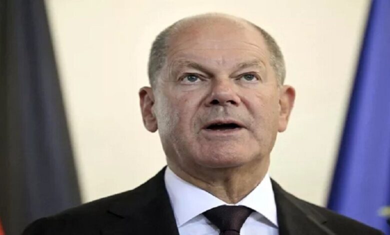 شولتس يؤكد رفضه السماح لأوكرانيا باستخدام أسلحة بعيدة المدى ضد روسيا