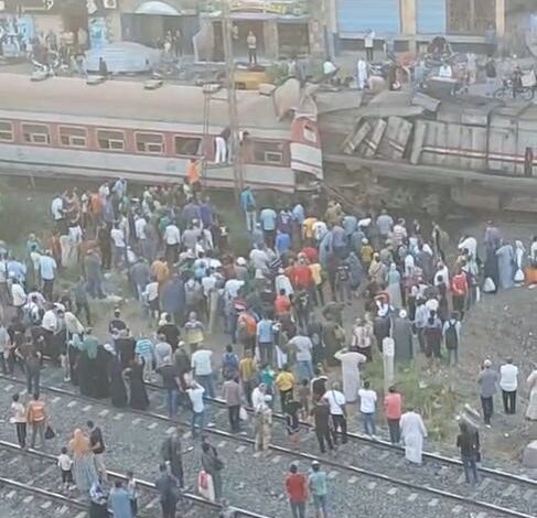 مأساة في الزقازيق: تصادم قطارين يؤدي إلى مصرع شخصين وإصابة العشرات