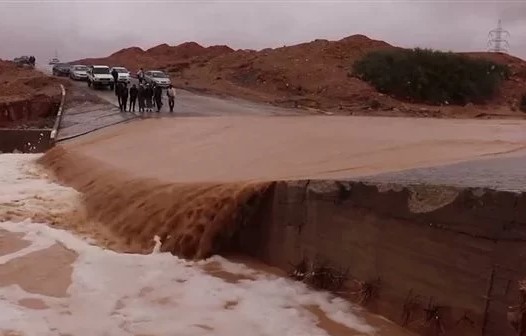 كارثة طبيعية في ليبيا: السيول تجرف مدينة تهالة بالكامل