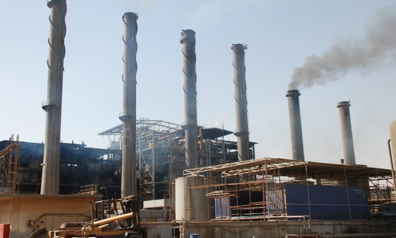 اندلاع حريق في محطة توليد جنوب بغداد وإجراءات إطفاء احترازية