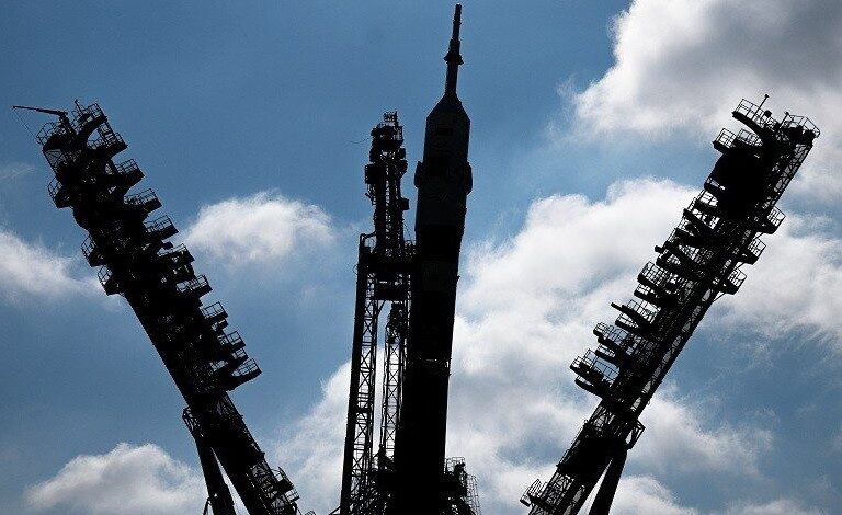 الهند تطلق قمرين صناعيين متطورين إلى الفضاء عبر صاروخ SSLV