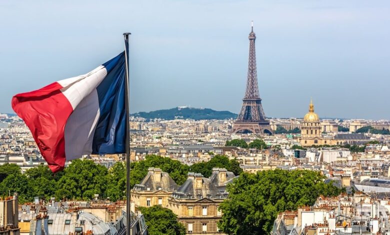 فرنسا في الصدارة: أعلى معدلات ترحيل المهاجرين في الاتحاد الأوروبي لعام 2024