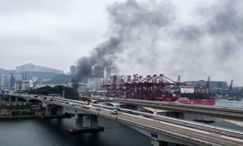 انفجار يضرب سفينة حاويات في ميناء نينغبو-تشوشان