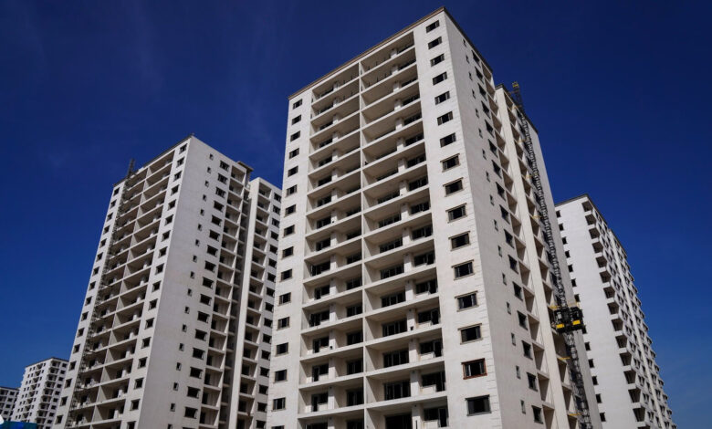 الإعمار تعلن خطة لخفض أسعار العقارات وزيادة الوحدات السكنية في العراق