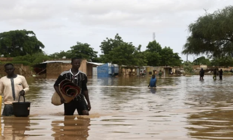 أكثر من مليون متضرر و339 قتيلاً جراء الأمطار الاستثنائية في النيجر