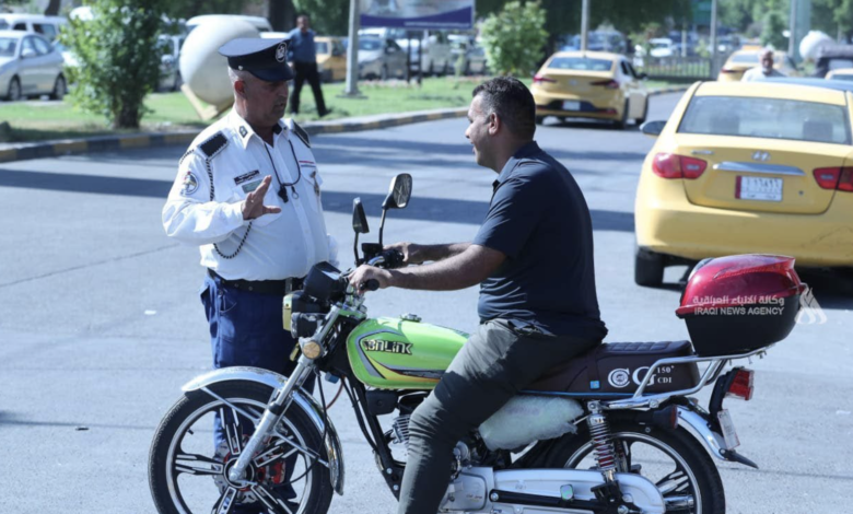 المرور تحذر سائقي الدراجات النارية من ثلاث مخالفات خطيرة