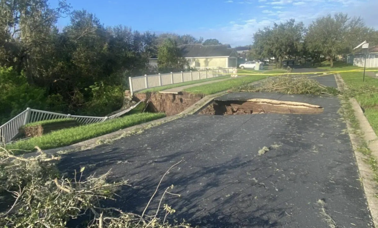 إعصار “ميلتون” يتسبب بحفر عميقة وانهيارات أرضية في فلوريدا