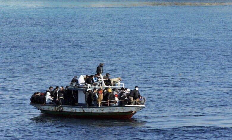 تونس تُلاحق شبكة تهريب مهاجرين: اعتقالات وتحقيقات مستمرة
