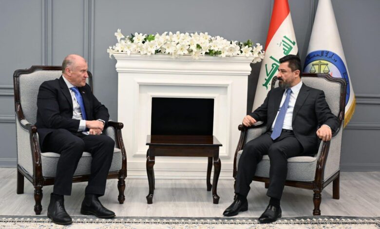 وزارة العدل العراقية تُؤكد التزامها بتحسين أوضاع السجون