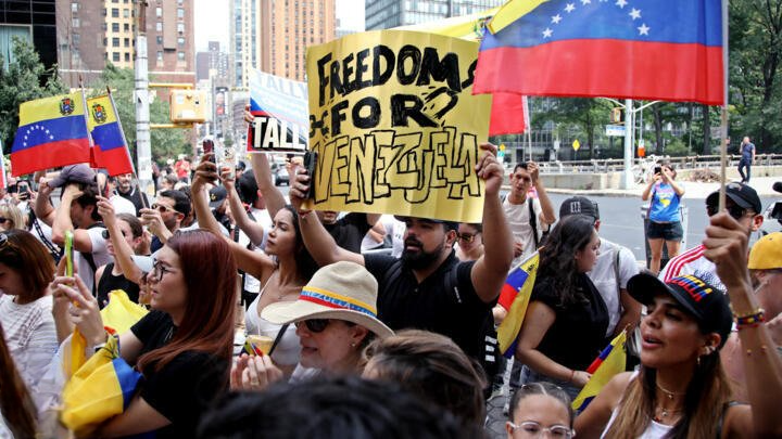 فنزويلا تتهم زعيمة المعارضة ماريا كورينا ماتشادو بالخيانة لدعمها العقوبات الأمريكية