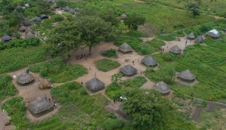 مأساة في مخيم للاجئين بأوغندا: 14 قتيلاً بصاعقة