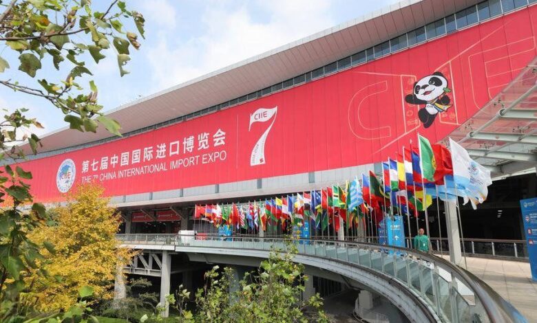 روسيا والصين: تعاون تجاري متنامٍ يُعزز من خلال معرض استيراد ضخم