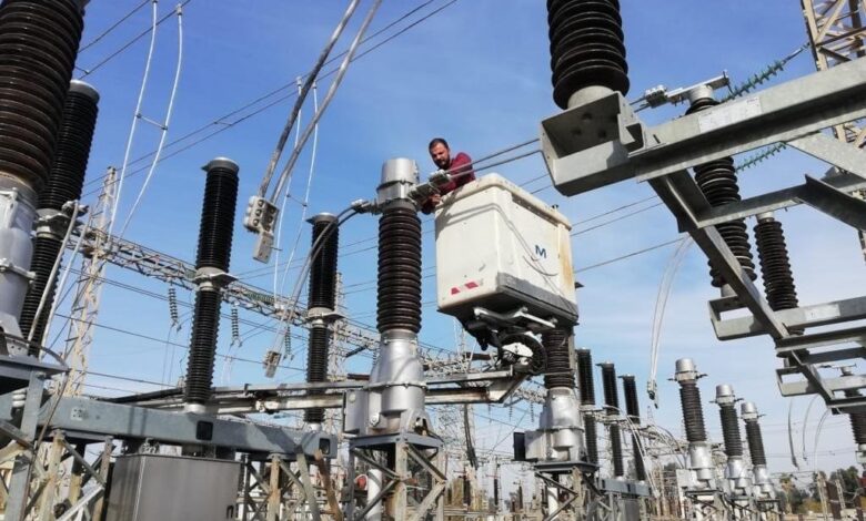 وزارة الكهرباء تكشف خططها لزيادة الإنتاج استعدادًا لصيف 2025