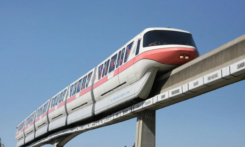 تقدم كبير في مشروع القطار المعلق بين كربلاء والنجف