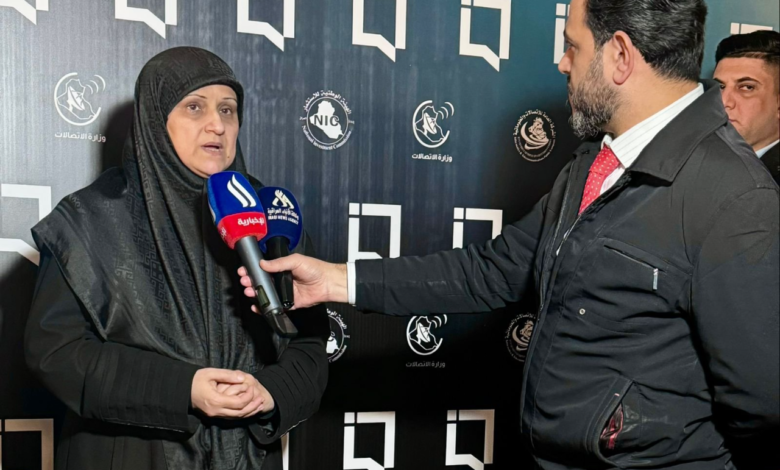 وزارة الاتصالات تقترب من إطلاق الرخصة الوطنية ونشر الكيبل الضوئي