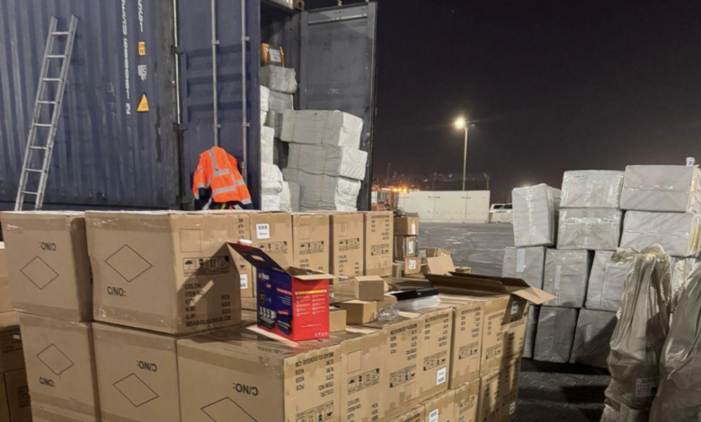 ضبط 1600 كاميرا مراقبة معدة للتهريب في ميناء أم قصر الشمالي