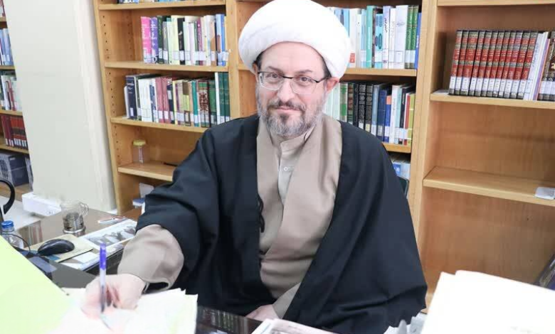 باحث إيراني يتألق في مهرجان آسيا الأدبية 2024 بمقالة عن الفارابي