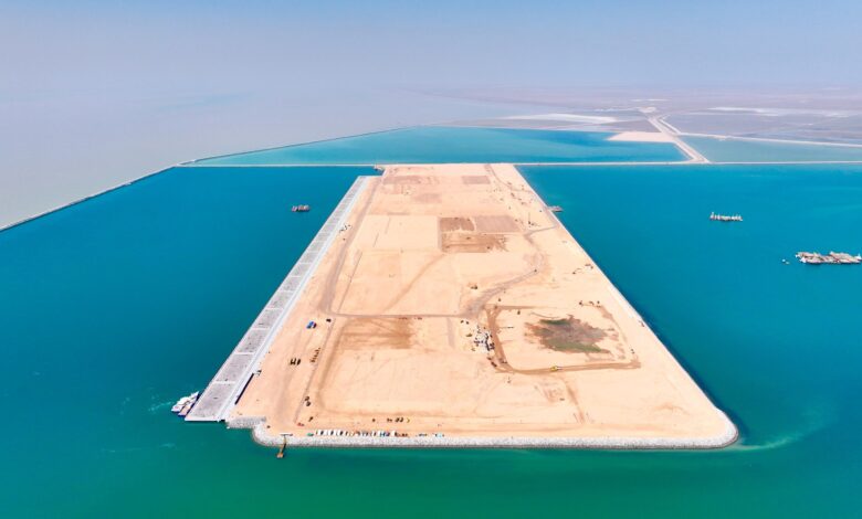 إنجاز 86% من مشروع ساحة مناولة الحاويات بميناء الفاو الكبير