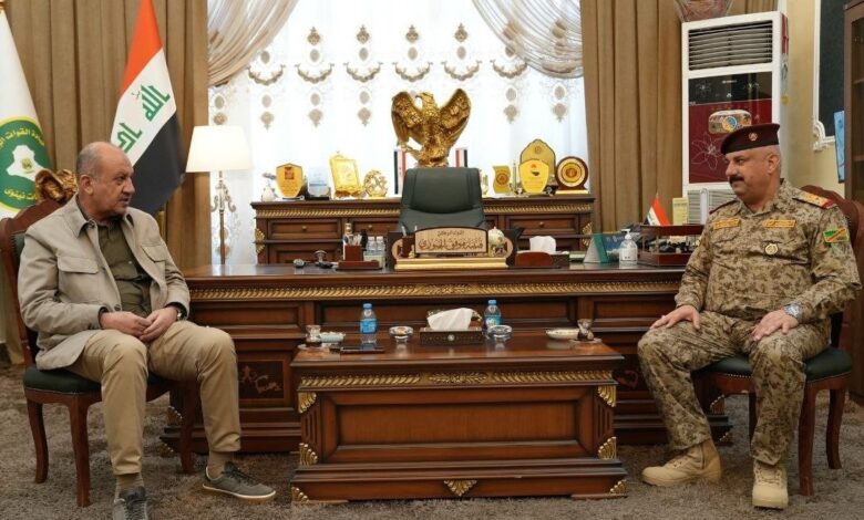 الاجتماع الأمني في نينوى: وزير الدفاع يلتقي القيادات العسكرية