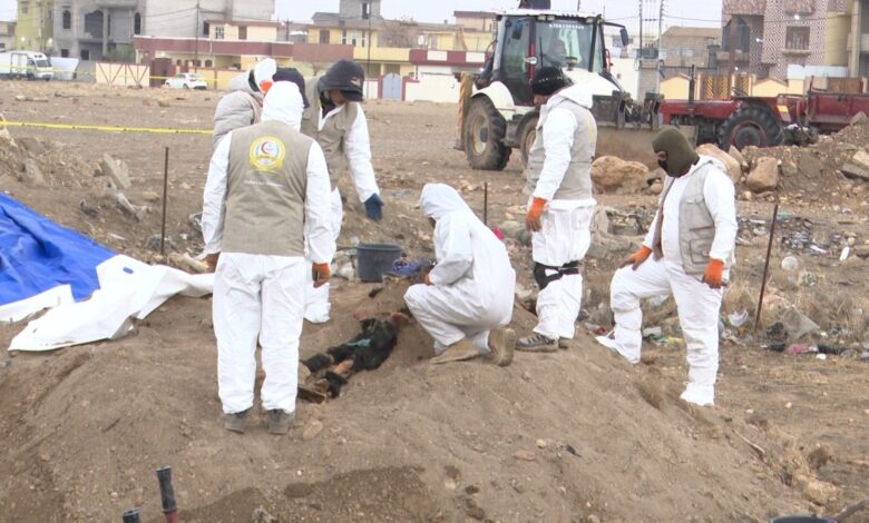 الفريق الوطني يبدأ التنقيب في مقبرة جماعية جديدة بسنجار