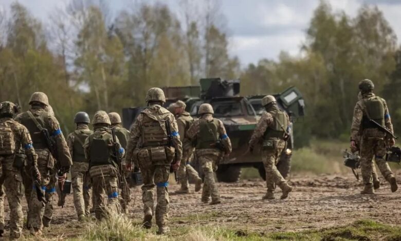 قائد الجيش الأوكراني: تراجع تكتيكي في كورسك لحماية القوات
