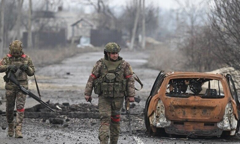 التقرير الأسبوعي للدفاع الروسية: 13 هجوماً و10365 خسائر أوكرانية بين 15-21 آذار