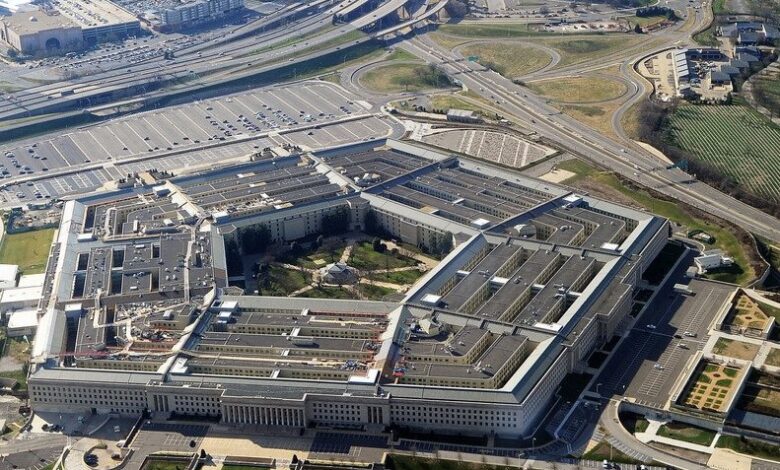 البنتاغون يفتح تحقيقاً عاجلاً في تسريب معلومات أمنية حساسة حول اجتماع ماسك