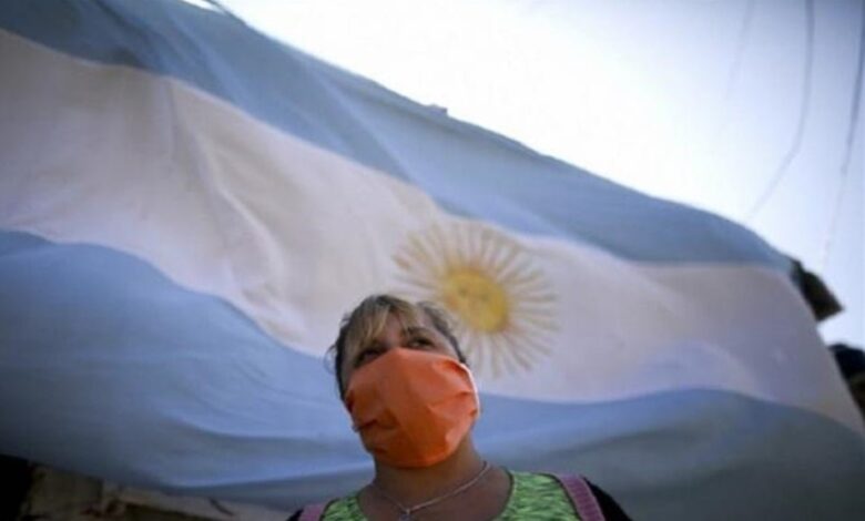 تصريح مستشار أرجنتيني يثير غضبًا شعبيًا بعد انتقاده للمواطنين