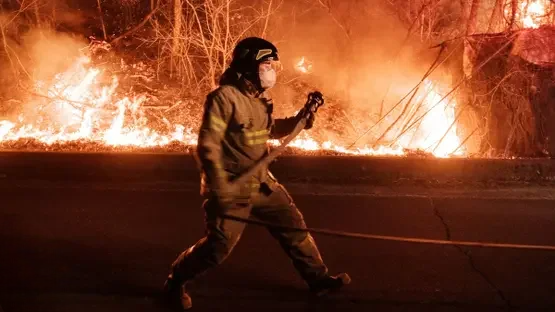 كارثة الحرائق الكورية: 18 قتيلاً وخسائر غير مسبوقة تتجاوز نماذج التنبؤ