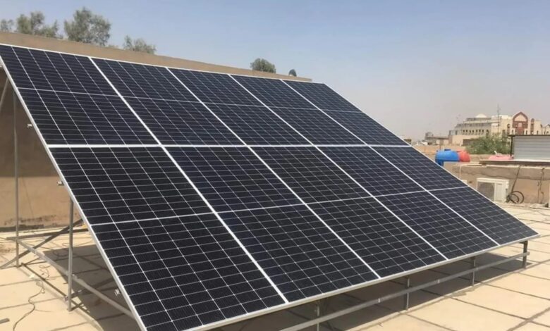 العراق يباشر بتطبيق الطاقة الشمسية على 5 آلاف بناية حكومية