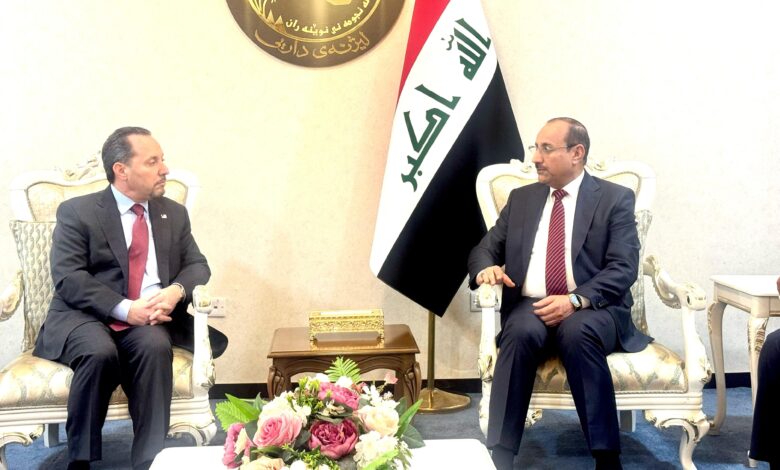 مباحثات عراقية-أمريكية: ملف الطاقة والعقوبات المصرفية على طاولة النقاش