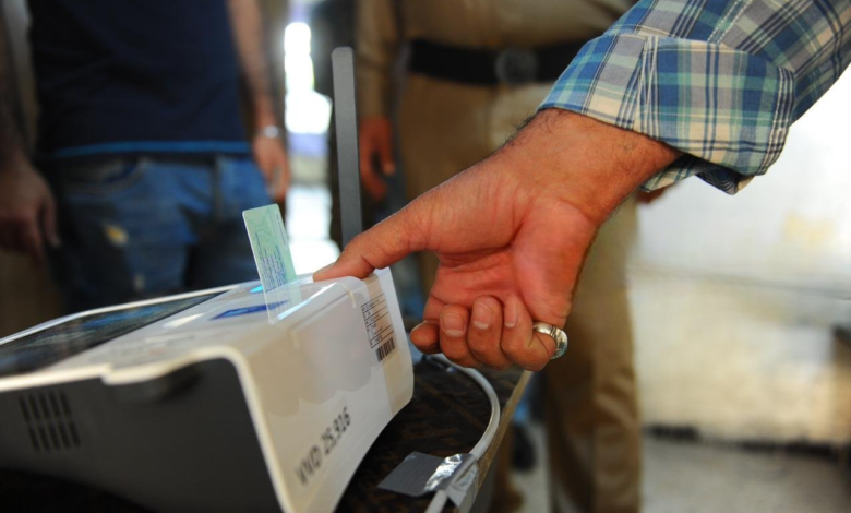 العراق يعتمد تقنية “بصمة العين” لتعزيز نزاهة الانتخابات التشريعية 2025