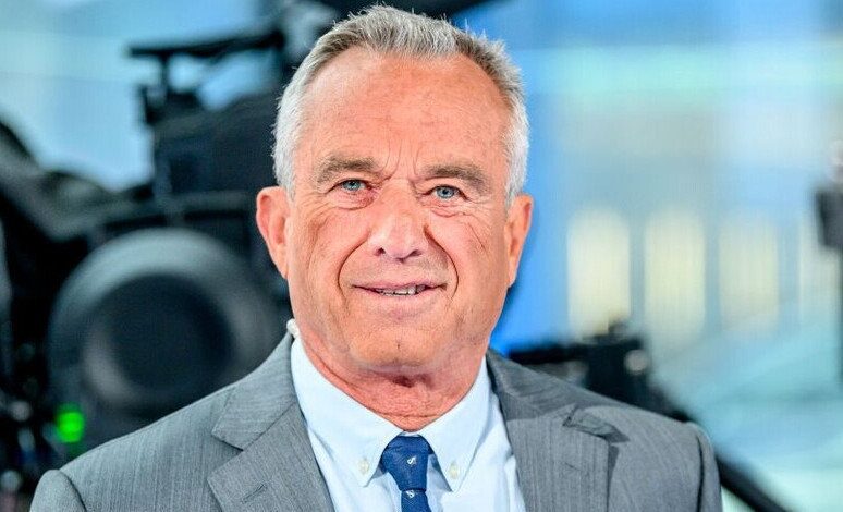 كينيدي جونيور يتعهد بكشف سبب التوحد في أيلول رغم شكوك الخبراء