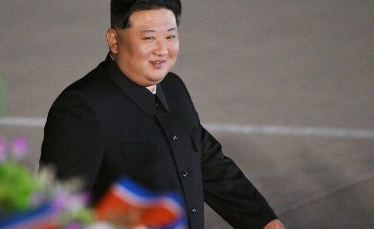 المدمرة الكورية الشمالية: كيم جونغ أون يدشن سفينة الجيل الجديد