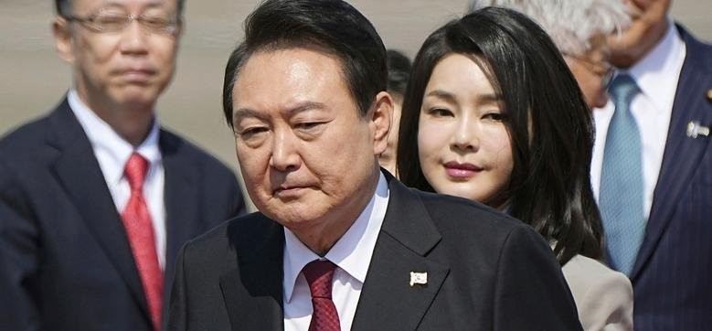 مداهمة منزل يون سيوك يول وسط تحقيقات بشبهات فساد