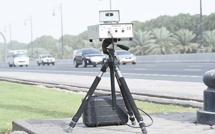 مديرية المرور تستخدم تقنيات الحد من السرعة على الطرق الخارجية