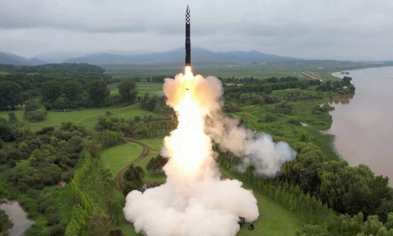 كوريا الشمالية تختبر صواريخ مجنحة جديدة بعد حادث السفينة الحربية