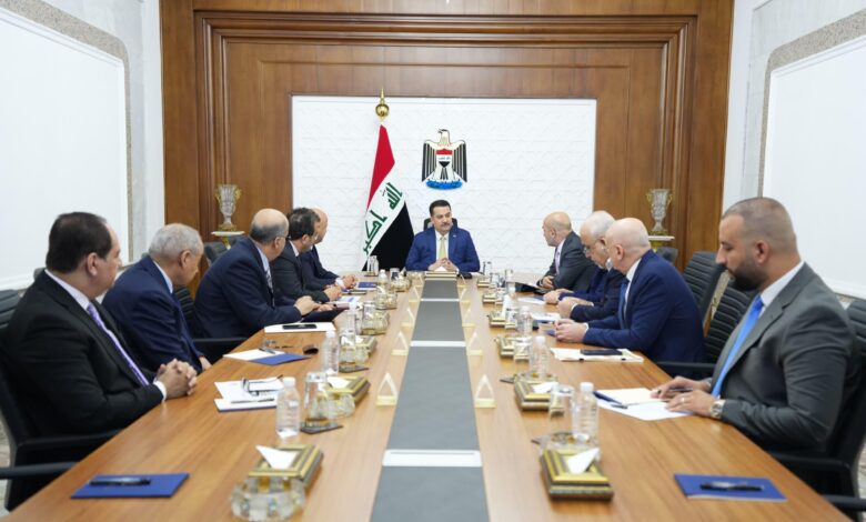 رئيس الوزراء يعقد لقاءً مع مؤسسة التمويل الدولية حول تحديث مطار بغداد