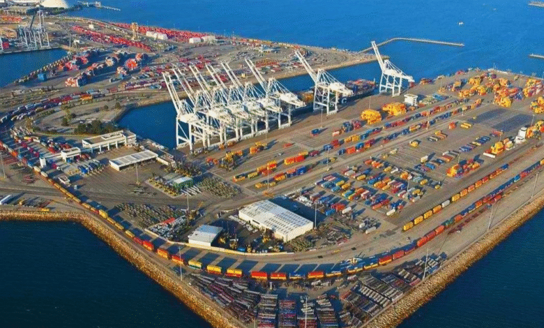 تصاعد التوتر بين باكستان والهند: تبادل إغلاق الموانئ البحرية