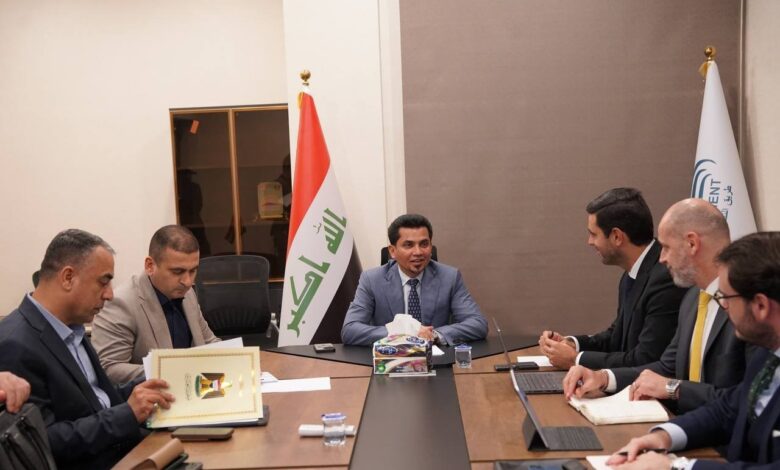 العراق يدعو الشركاء الدوليين للاستثمار في مشروع طريق التنمية الاستراتيجي