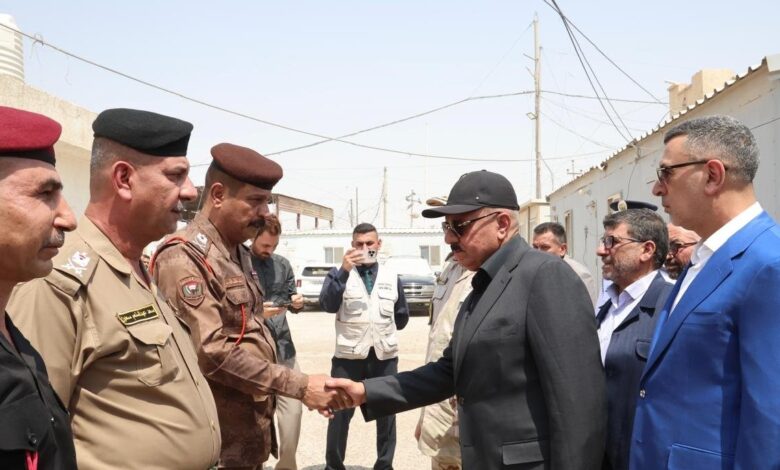 وزير الداخلية يتفقد منفذ الشلامجة ويراجع استعدادات استقبال زائري الأربعينية