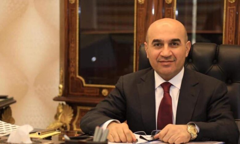 وزير الإعمار يعلن خطط توسعة جسر الأئمة ويؤكد إنجاز 6 جسور في عامين