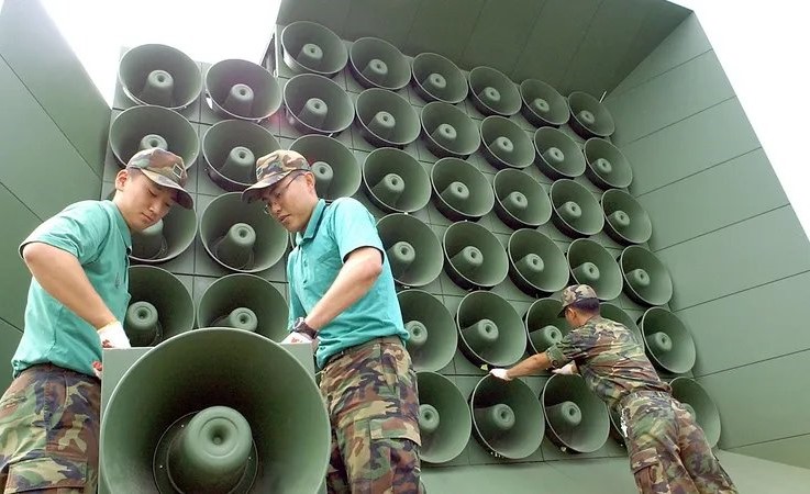 بيونغ يانغ تحذو حذو سيول وتزيل أنظمة البث الصوتي من المنطقة الحدودية