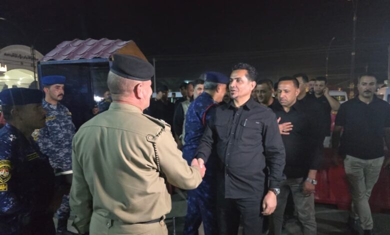 وزير النقل يشرف ميدانياً على خطة إعادة الزائرين من كربلاء المقدسة