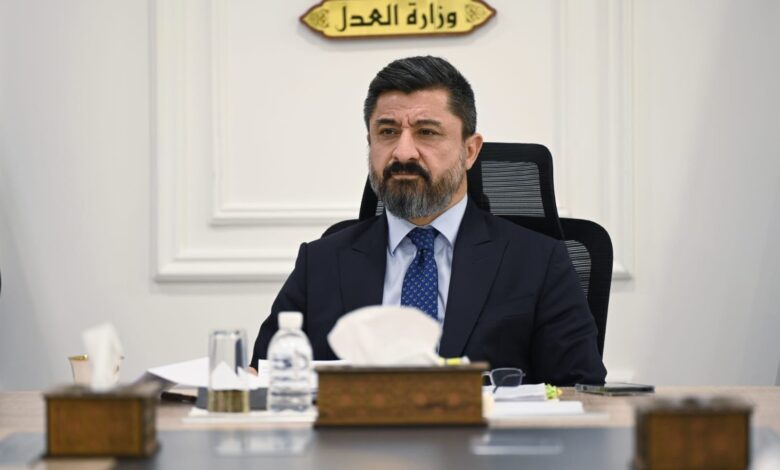 وزير العدل يوجه بتشكيل لجان متخصصة لتطوير قانون الإصلاح والمودعين