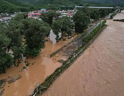 فيضانات مدمرة تضرب منغوليا الداخلية وتخلف قتلى ومفقودين