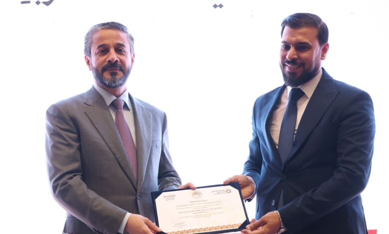 وزير التعليم العالي يعلن تشكيل لجان لإعادة تقييم مناهج اللغة العربية