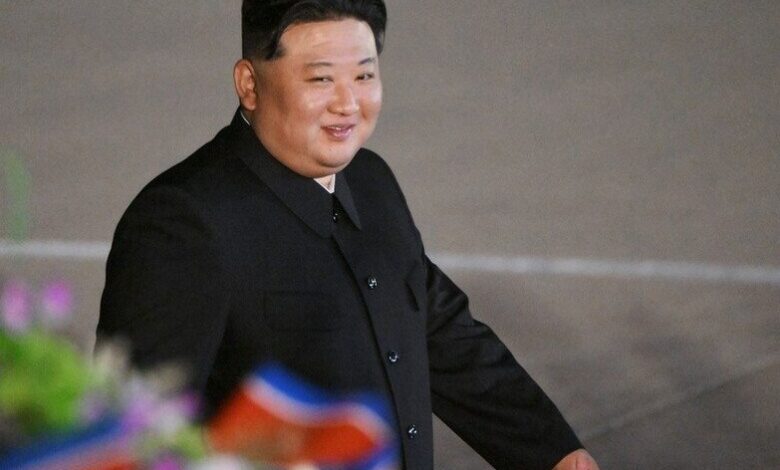 كيم جونغ أون يأمر بتوسيع القدرات النووية رداً على المناورات الأمريكية الكورية